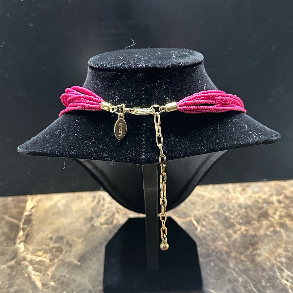 CHICOS. Elegant Pink and Gold Beaded Necklace with extender. - Picture 4 of 4